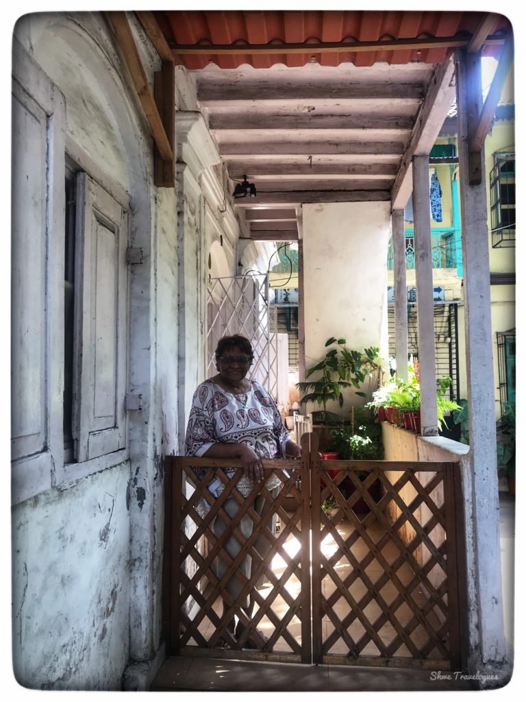 An image of one of Women in Bandra - Alice Flanagan